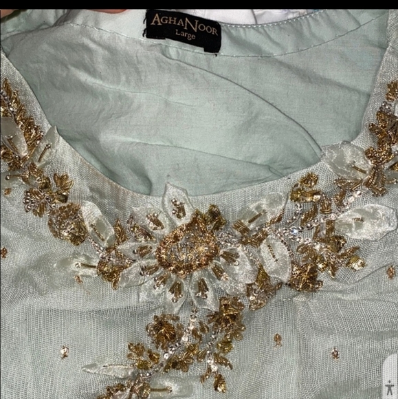 Designer AGA NOOR Shalwar Kameez Dupatta Dry Cleaned! - Picture 5 of 7